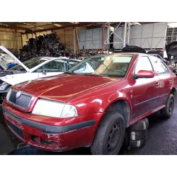 SKODA OCTAVIA BERLINA (1U2)(1997)