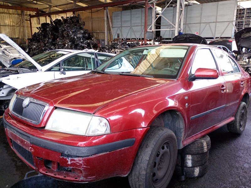 skoda octavia berlina (1u2)(1997) del año 2002