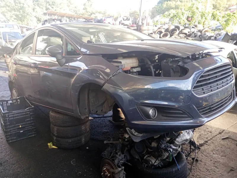 ford fiesta vi (cb1, ccn) del año 2015