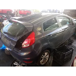 ford fiesta vi (cb1, ccn) del año 2015