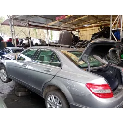 mercedes-benz clase c (w204) del año 2007
