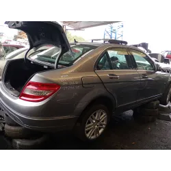 mercedes-benz clase c (w204) del año 2007