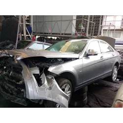 mercedes-benz clase c (w204) del año 2007