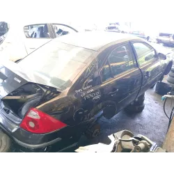 ford mondeo iii sedán (b4y) del año 2004