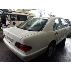 mercedes-benz clase e (w210) del año 1997