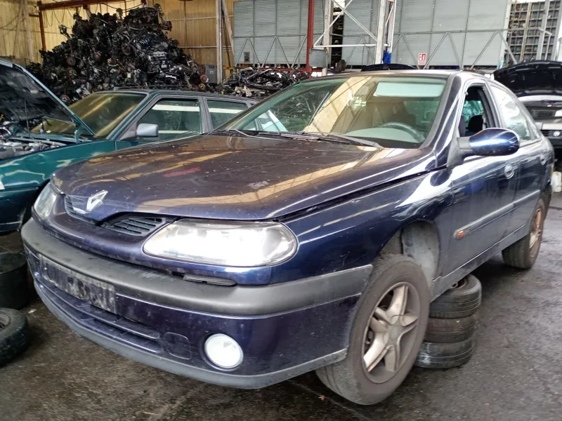 renault laguna (b56)(1994) del año 2000