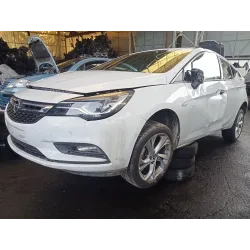 opel astra k (b16) del año 2017