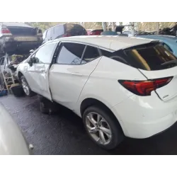 opel astra k (b16) del año 2017