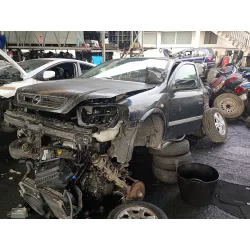 opel astra g berlina del año 1999