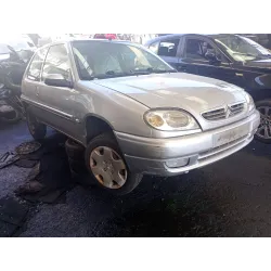 citroën saxo (1996) del año 2000