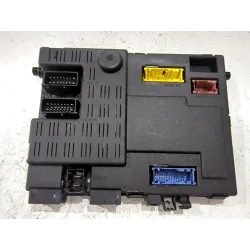 Recambio de caja reles / fusibles para peugeot partner furgón (5) 1.9 d referencia OEM IAM 73004112 9642409880  