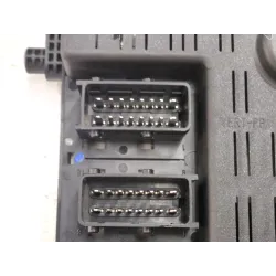 Recambio de caja reles / fusibles para peugeot partner furgón (5) 1.9 d referencia OEM IAM 73004112 9642409880  