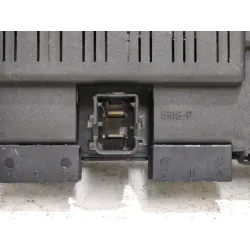 Recambio de caja reles / fusibles para peugeot partner furgón (5) 1.9 d referencia OEM IAM 73004112 9642409880  