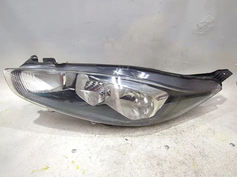 Recambio de faro delantero izquierdo para ford fiesta vi (cb1, ccn) 1.5 tdci referencia OEM IAM C1BB13W030AG  