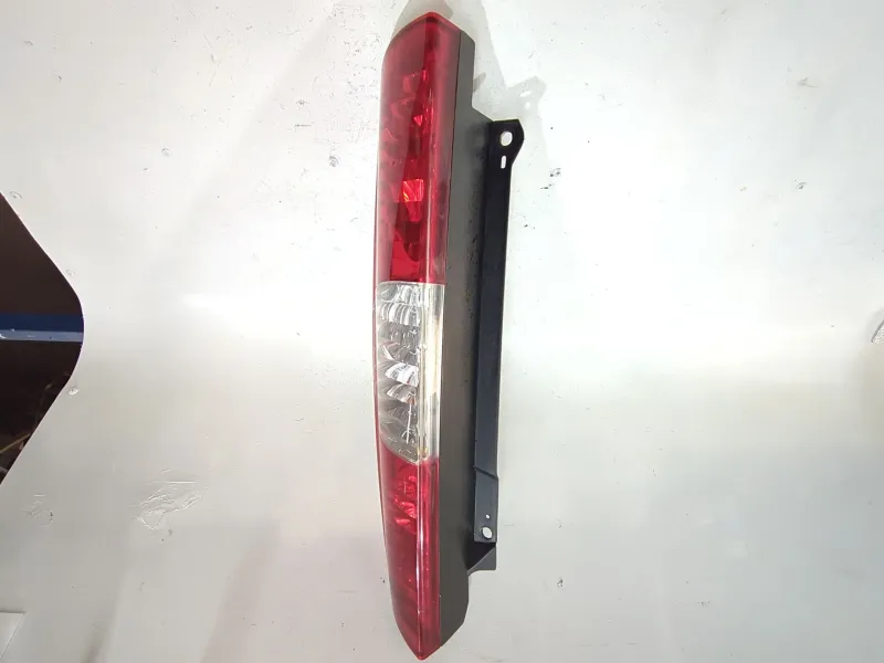 Recambio de piloto trasero derecho para fiat doblo furgoneta/monovolumen (223_) 1.9 jtd referencia OEM IAM 20110751  
