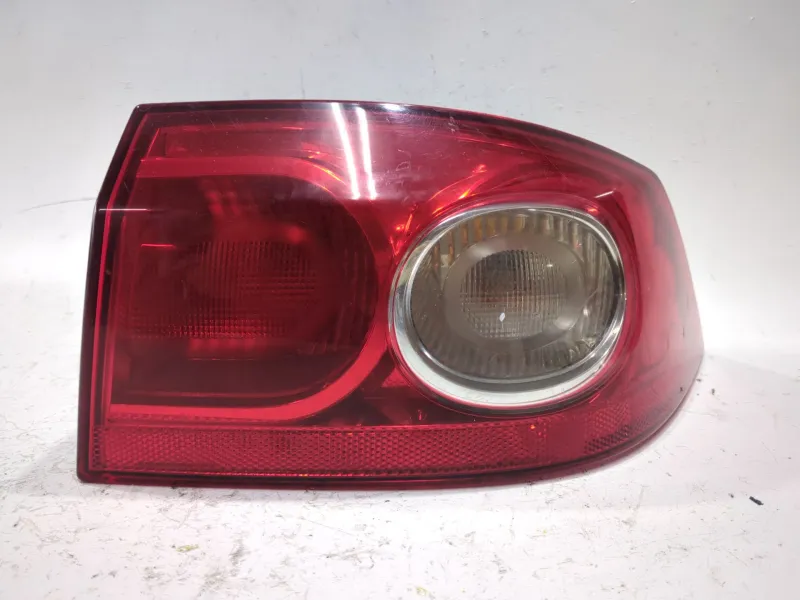 Recambio de piloto trasero derecho para renault laguna ii (bg0)(2001) 1.9 dci (bg0g) referencia OEM IAM B74PH2  