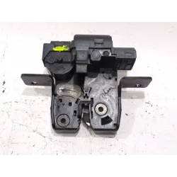 Recambio de cerradura porton para renault clio iii dci referencia OEM IAM 8200947699  
