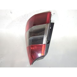 PILOTO TRASERO DERECHO 15911600 