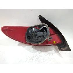 Recambio de piloto trasero derecho para peugeot 206 hatchback (2a/c) 1.1 i referencia OEM IAM 2531D  