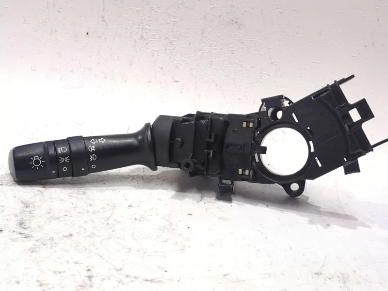 Recambio de mando luces para hyundai i30 (gd) 1.4 crdi referencia OEM IAM 934101M531  