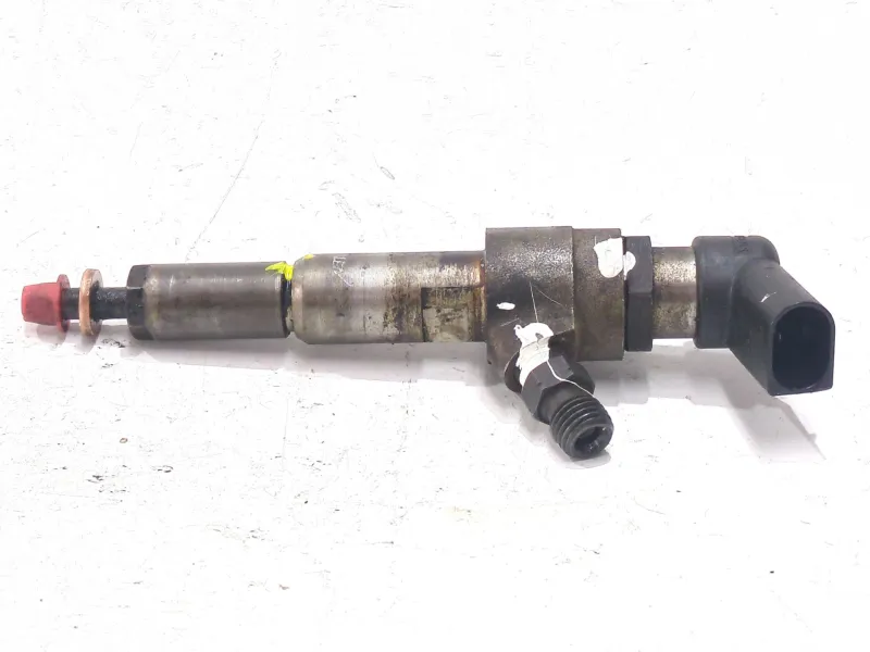 Recambio de inyector para ford fiesta v (jh_, jd_) 1.4 tdci referencia OEM IAM 9655304880  
