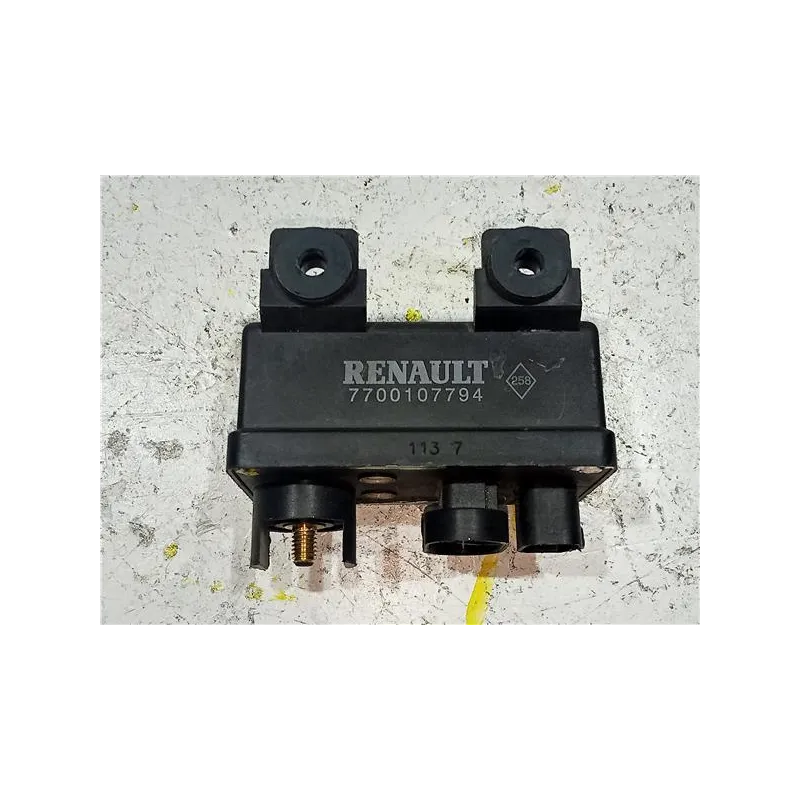 Recambio de caja precalentamiento para renault megane i fase 2 grandtour (ka...)(1999) referencia OEM IAM 7700107794  