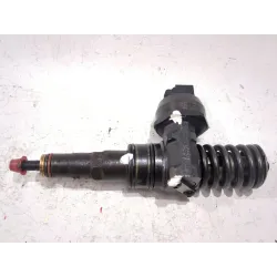 Recambio de inyector para volkswagen polo iv (9n1)(11.2001) 1.4 tdi referencia OEM IAM 038130073AJ 0414720037  