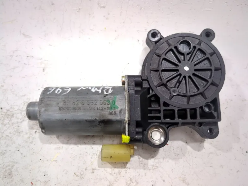 Recambio de motor elevalunas delantero izquierdo para bmw 3 (e46) 320 i referencia OEM IAM 0130821716 676283620630  