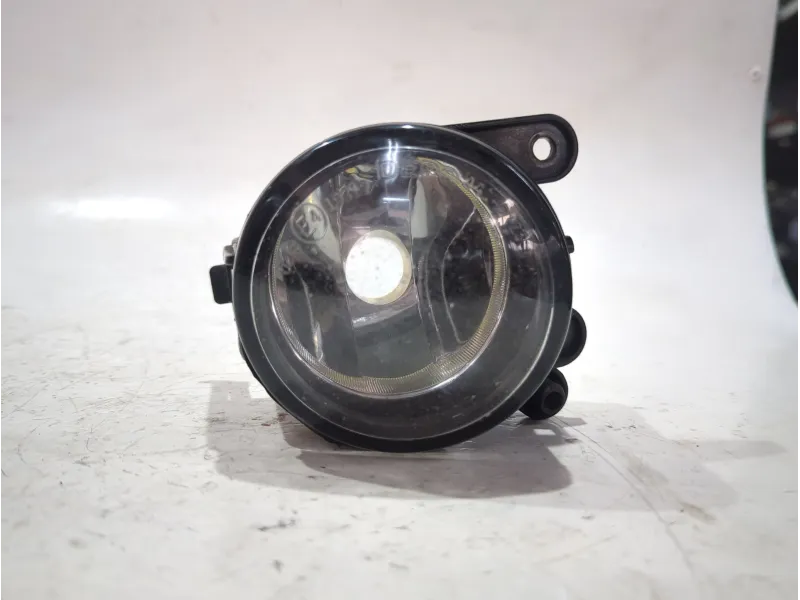 Recambio de faro antiniebla derecho para volkswagen golf v (1k1) 1.9 tdi 4motion referencia OEM IAM 084412037R  