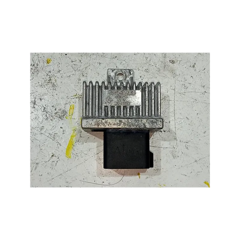 Recambio de caja precalentamiento para renault clio iii (2005) 1.1 75 cv referencia OEM IAM 7700115076  