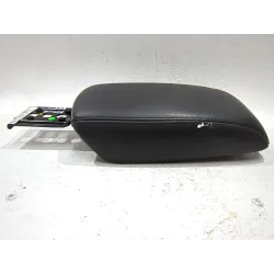 Recambio de apoyabrazos central para ford focus iii 1.6 tdci referencia OEM IAM A1078400  