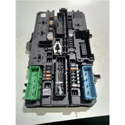 Recambio de caja fusibles/rele para opel astra h berlina (2004) 1.6 referencia OEM IAM 13181278  