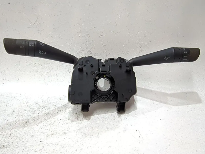 Recambio de mando multifuncion para iveco daily vi furgoneta 33s16, 35s16, 35c16, 40c16, 50c16 referencia OEM IAM 05801464968  