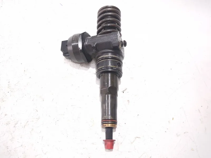Recambio de inyector para seat ibiza iii (6l1) 1.9 tdi referencia OEM IAM 038130073AJ 0414720037  