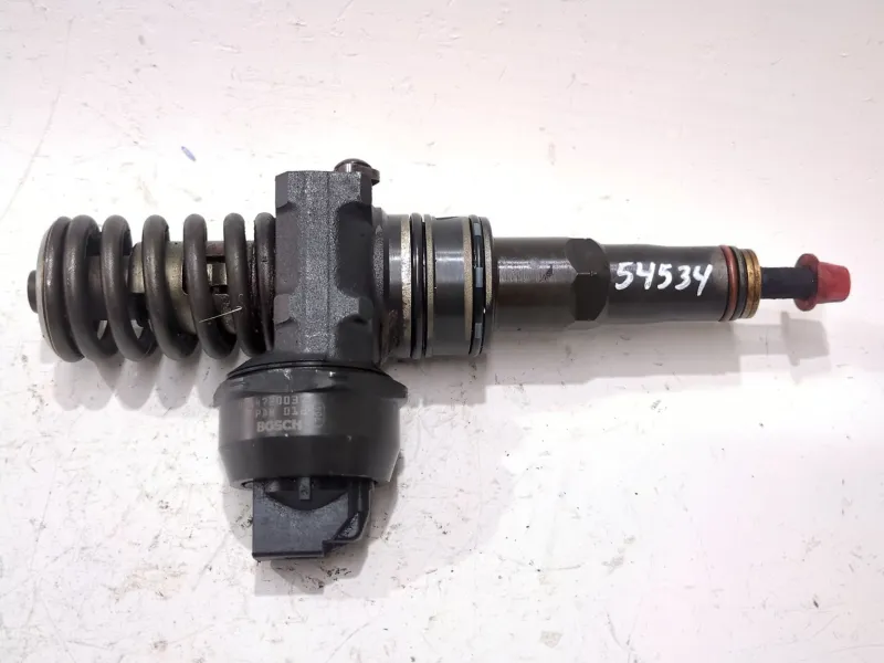 Recambio de inyector para seat ibiza iii (6l1) 1.9 tdi referencia OEM IAM 038130073AJ 0414720037  