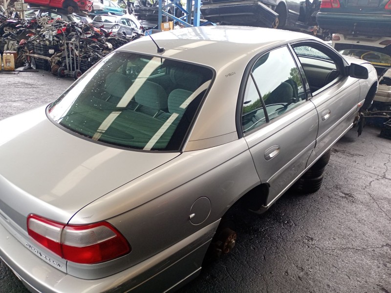 opel omega b (v94) del año 1999