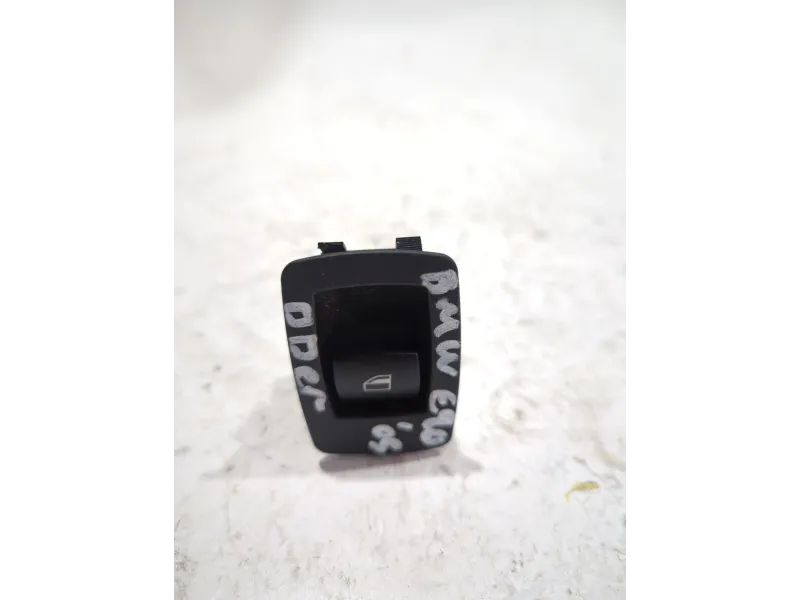 Recambio de mando elevalunas delantero derecho para bmw 3 (e90) 320 d referencia OEM IAM 6935534  