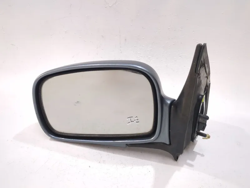 Recambio de retrovisor izquierdo para kia carens i monospace (fc, fj) 1.8 i referencia OEM IAM E4012124  