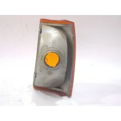 Recambio de piloto intermitente lateral delantero derecho para renault 9 (l42_) 1.4 (l422, l42c) referencia OEM IAM 6076M  