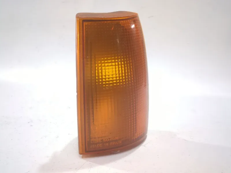 Recambio de piloto intermitente lateral delantero izquierdo para renault 9 (l42_) 1.4 (l422, l42c) referencia OEM IAM 6076M  