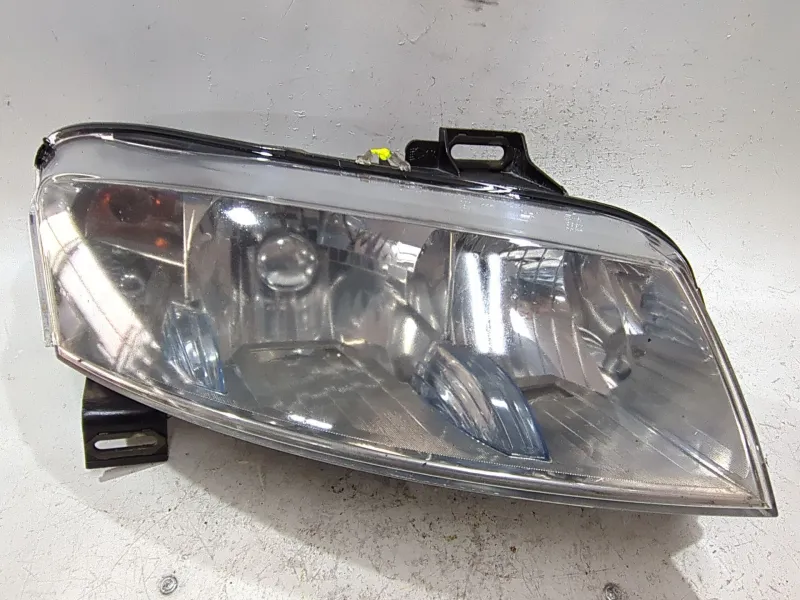 Recambio de faro delantero derecho para fiat stilo (192_) 1.9 jtd (192_xf1a) referencia OEM IAM 517127070  