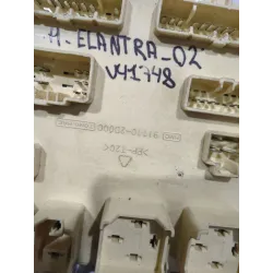 Recambio de caja reles / fusibles para hyundai elantra sedán (xd) 2.0 crdi referencia OEM IAM 911102D000  