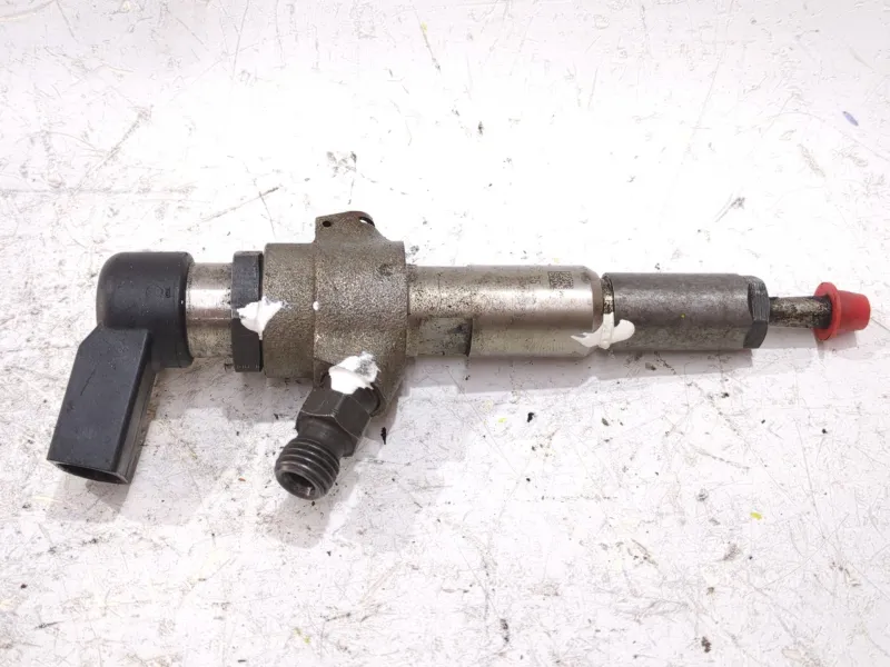 Recambio de inyector para ford fiesta v (jh_, jd_) 1.4 tdci referencia OEM IAM 9655304880  