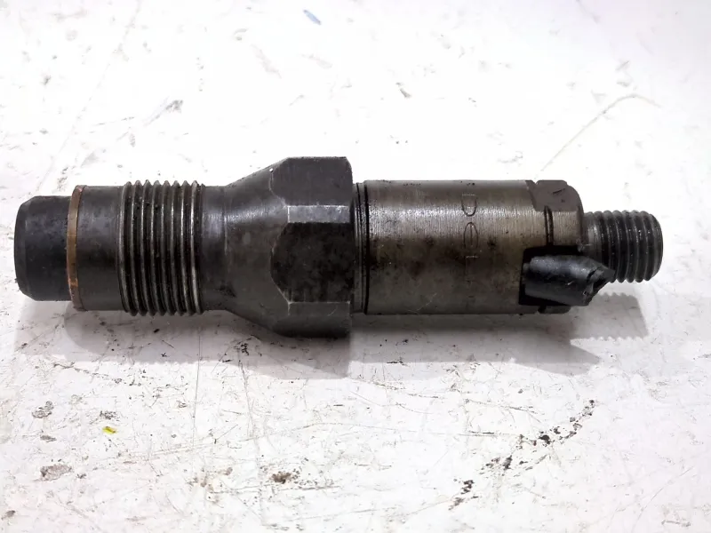 Recambio de inyector para peugeot 206 (1998) 1.9 d referencia OEM IAM LCR6736001  