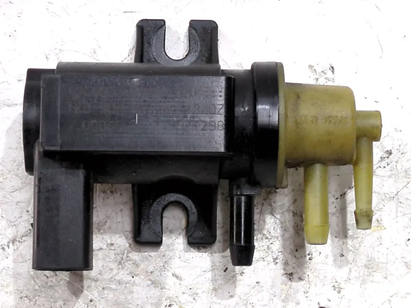 Recambio de valvula aire adicional para seat leon (1p1)(05.2005) 2.0 tdi referencia OEM IAM 1K0906627A  
