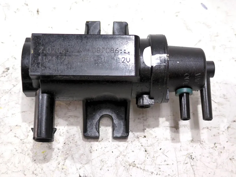 Recambio de valvula aire adicional para bmw 1 (e81) 118 d referencia OEM IAM 70206301 780539101  