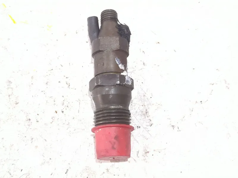 Recambio de inyector para seat ibiza ii (6k1) 1.9 d referencia OEM IAM KCA30S79 068130202F  