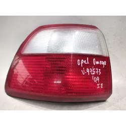Recambio de piloto trasero izquierdo para opel omega b (v94) 2.2 16v (f69, m69, p69) referencia OEM IAM 62214  