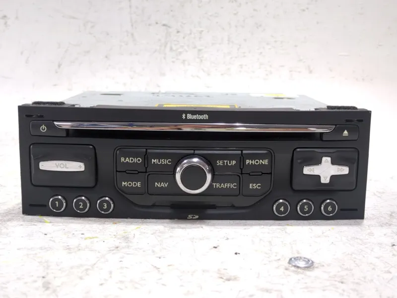 Recambio de sistema audio / radio cd para peugeot 5008 (0u_, 0e_) 1.6 hdi referencia OEM IAM 96661984XT  