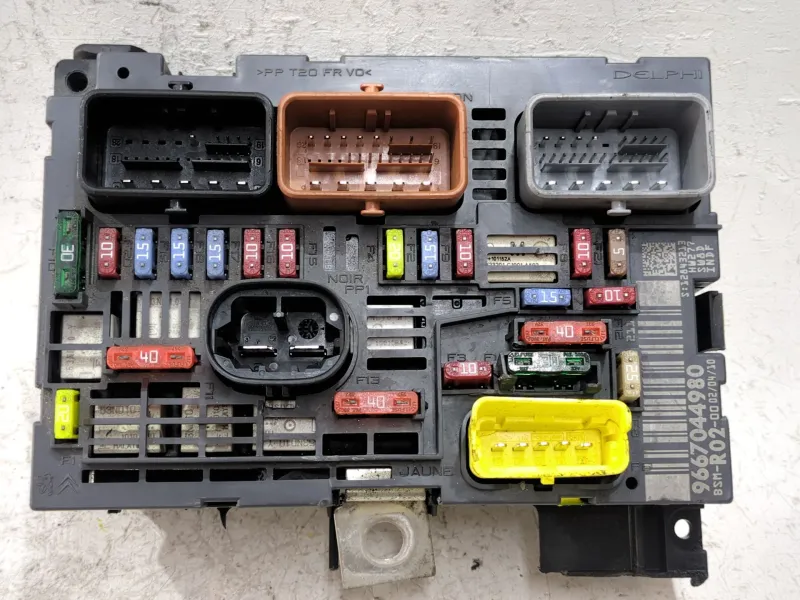 Recambio de bsm para peugeot 5008 (0u_, 0e_) 1.6 hdi referencia OEM IAM 9667044980  
